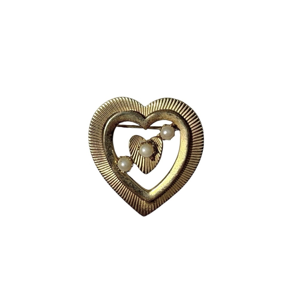 Vintage Gold Tone Multi Layered Ribbed Heart Faux Pearls Love Brooch Pin